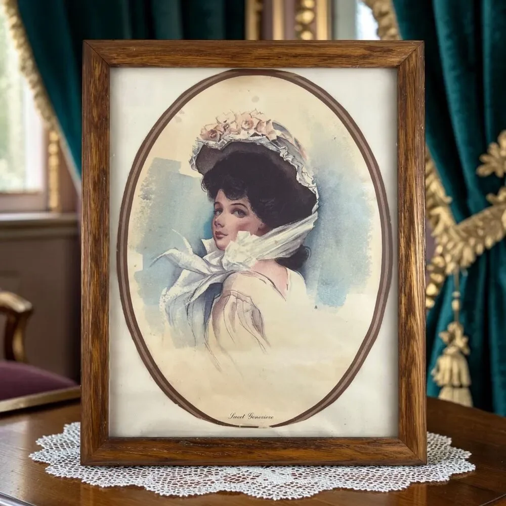 Antique Sweet Genevieve Victorian Portrait Oval Frame